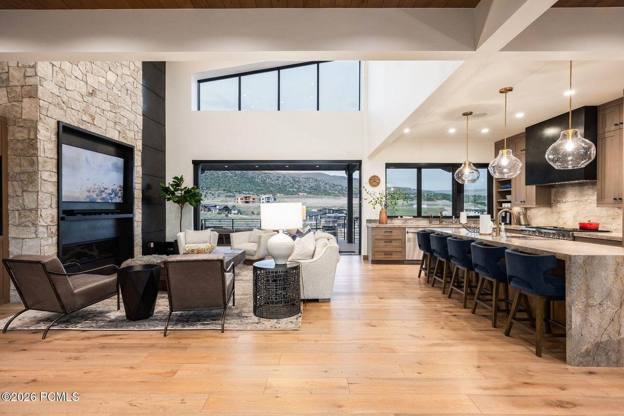 https://bt-photos.global.ssl.fastly.net/parkcity/1280_boomver_1_12602106-2.jpg
