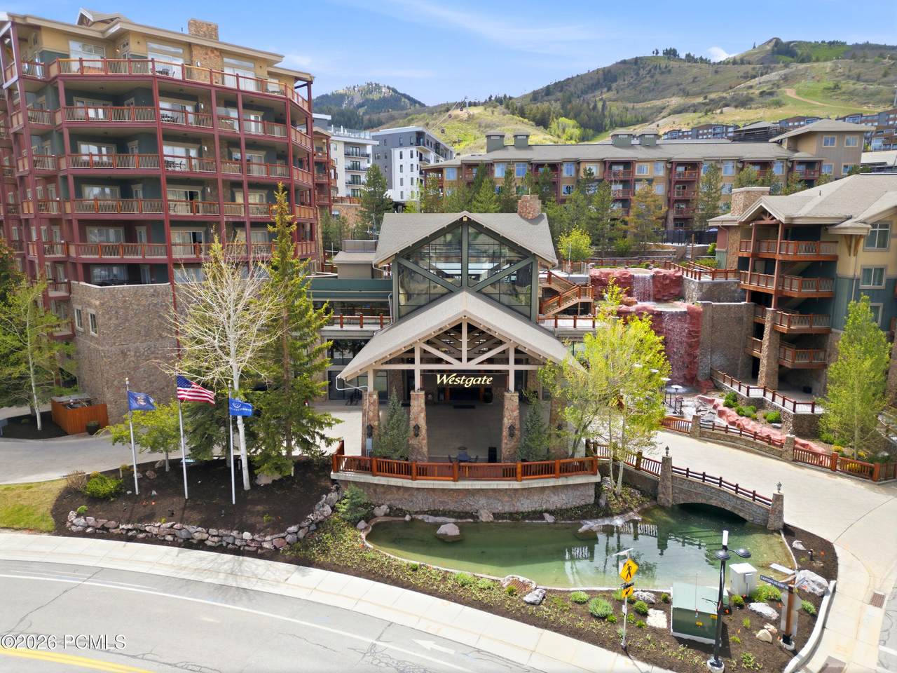 https://bt-photos.global.ssl.fastly.net/parkcity/1280_boomver_1_12602108-2.jpg