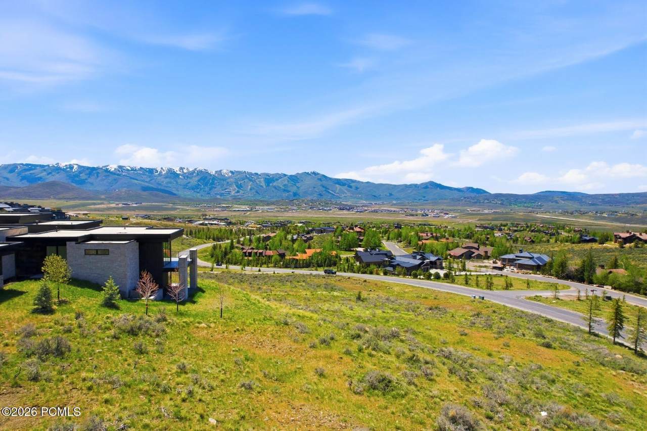 https://bt-photos.global.ssl.fastly.net/parkcity/1280_boomver_1_12602135-2.jpg