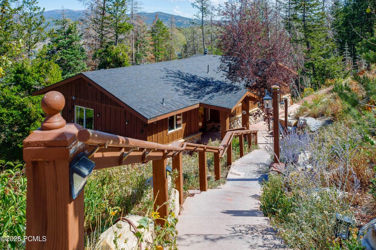 https://bt-photos.global.ssl.fastly.net/parkcity/1280_boomver_1_12602149-2.jpg