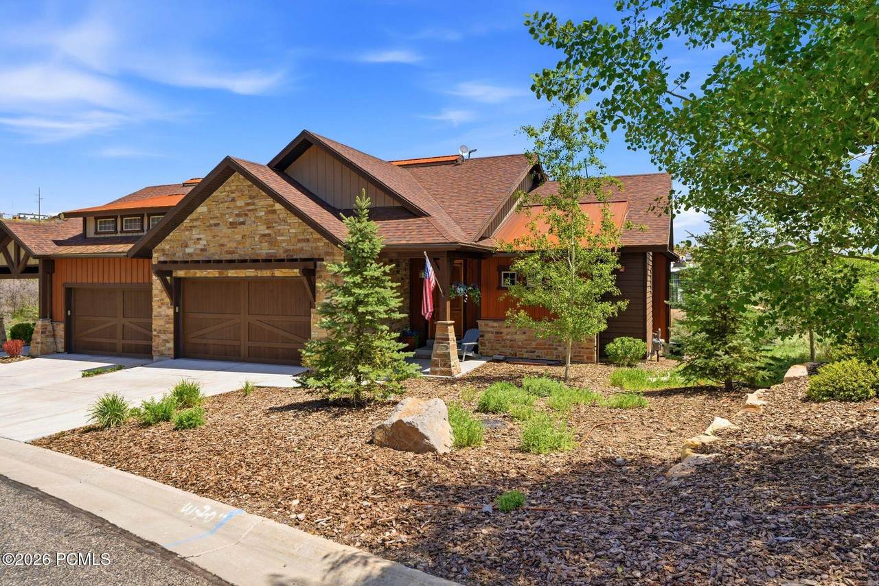 1748 Longview Drive - Photo 1