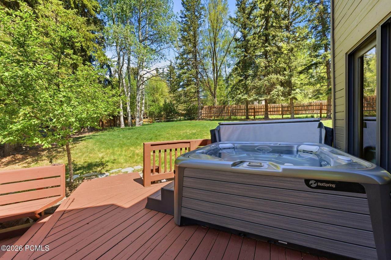 https://bt-photos.global.ssl.fastly.net/parkcity/1280_boomver_1_12602202-2.jpg