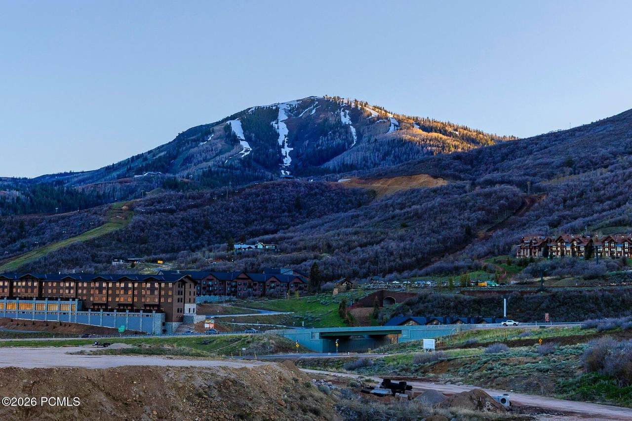 https://bt-photos.global.ssl.fastly.net/parkcity/1280_boomver_1_12602206-2.jpg