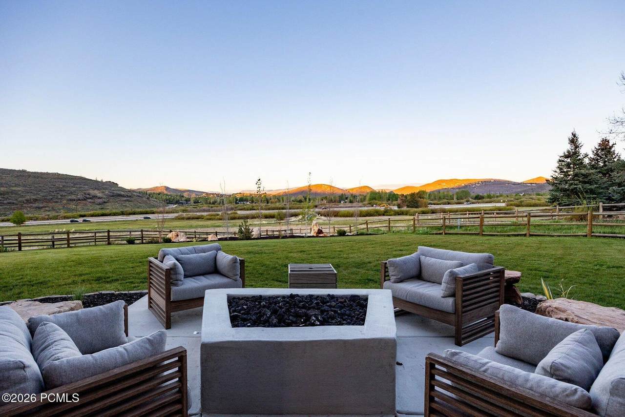 https://bt-photos.global.ssl.fastly.net/parkcity/1280_boomver_1_12602306-2.jpg