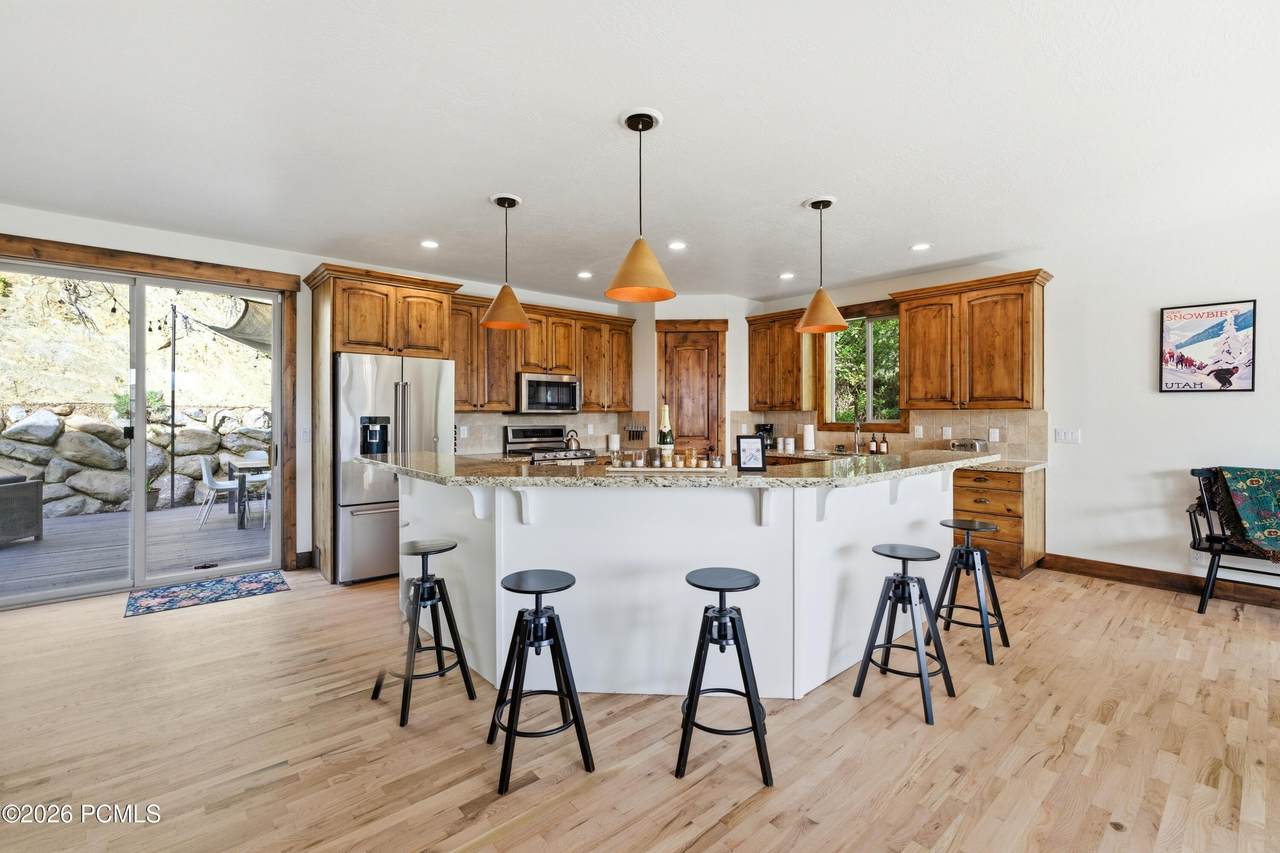 https://bt-photos.global.ssl.fastly.net/parkcity/1280_boomver_1_12602318-2.jpg
