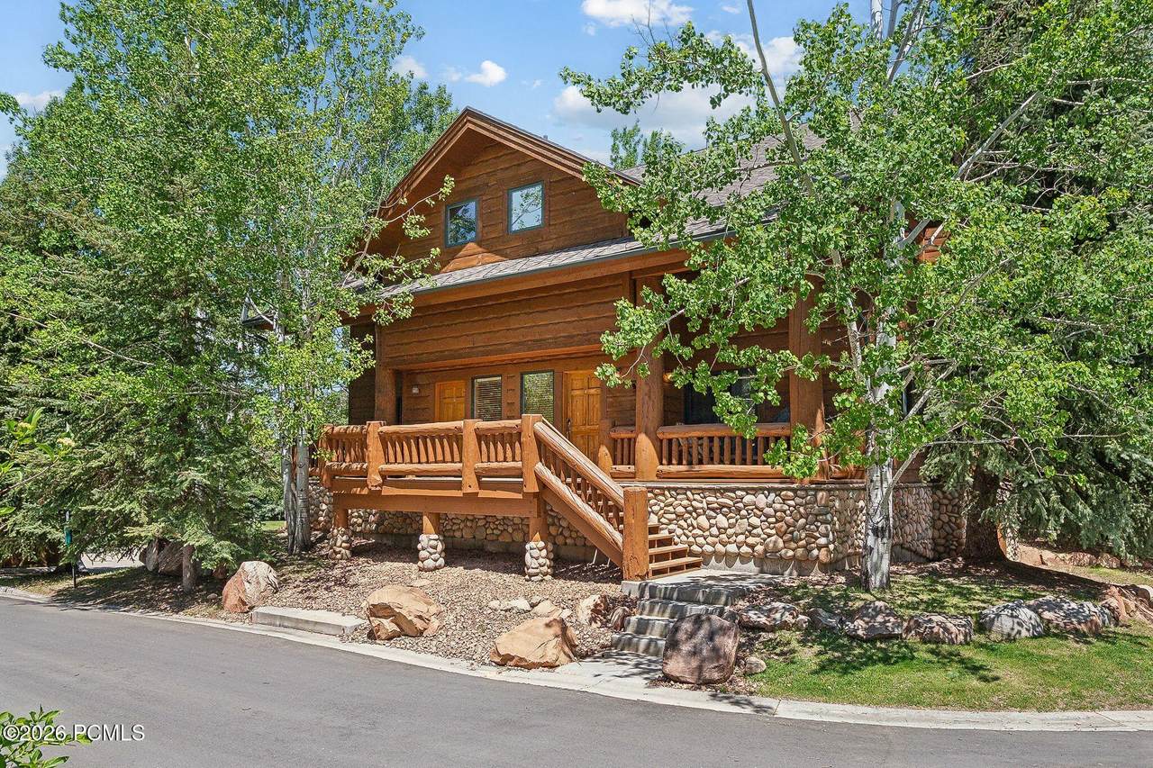 3988 Timber Wolf Lane - Photo 1