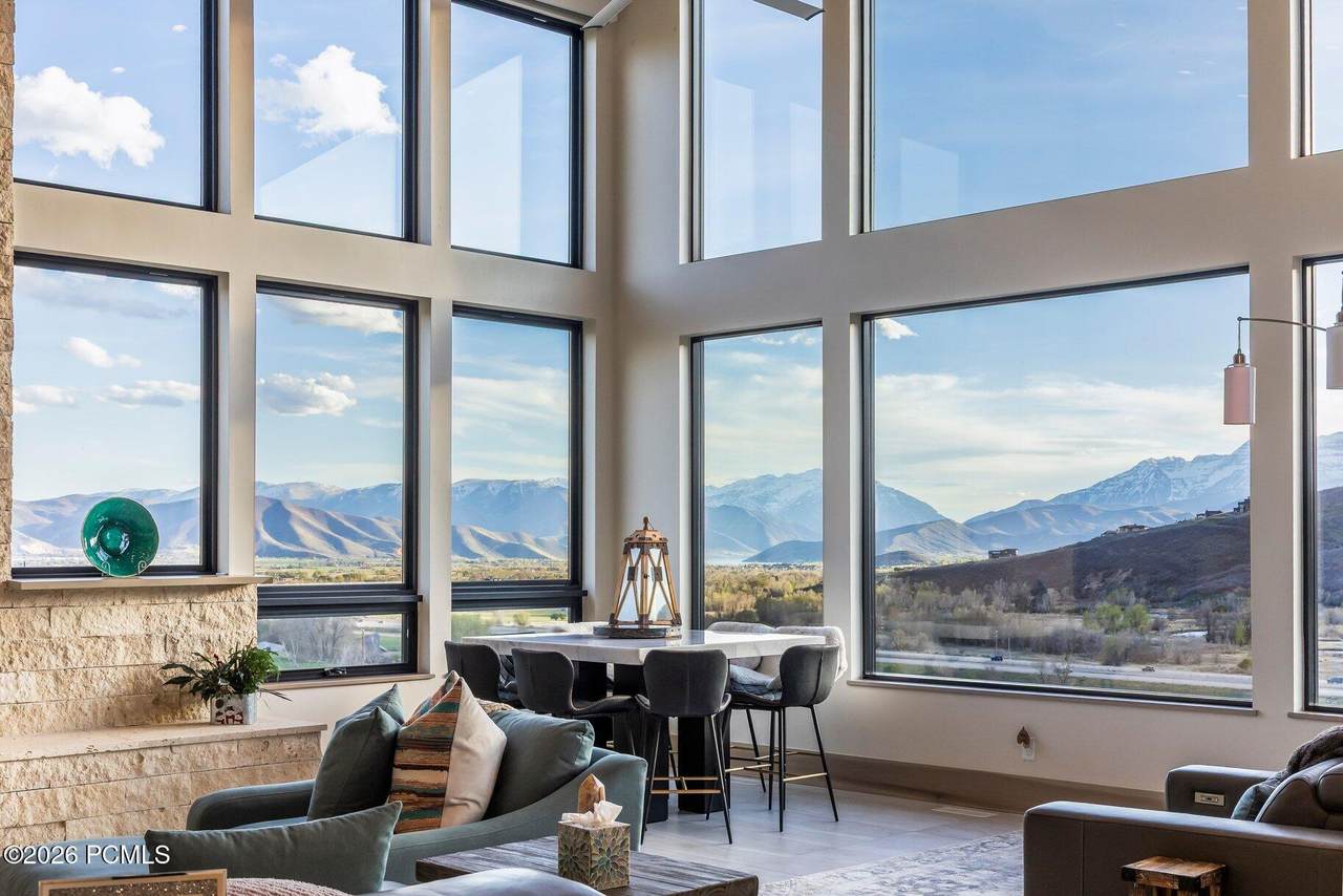 https://bt-photos.global.ssl.fastly.net/parkcity/1280_boomver_1_12602362-2.jpg