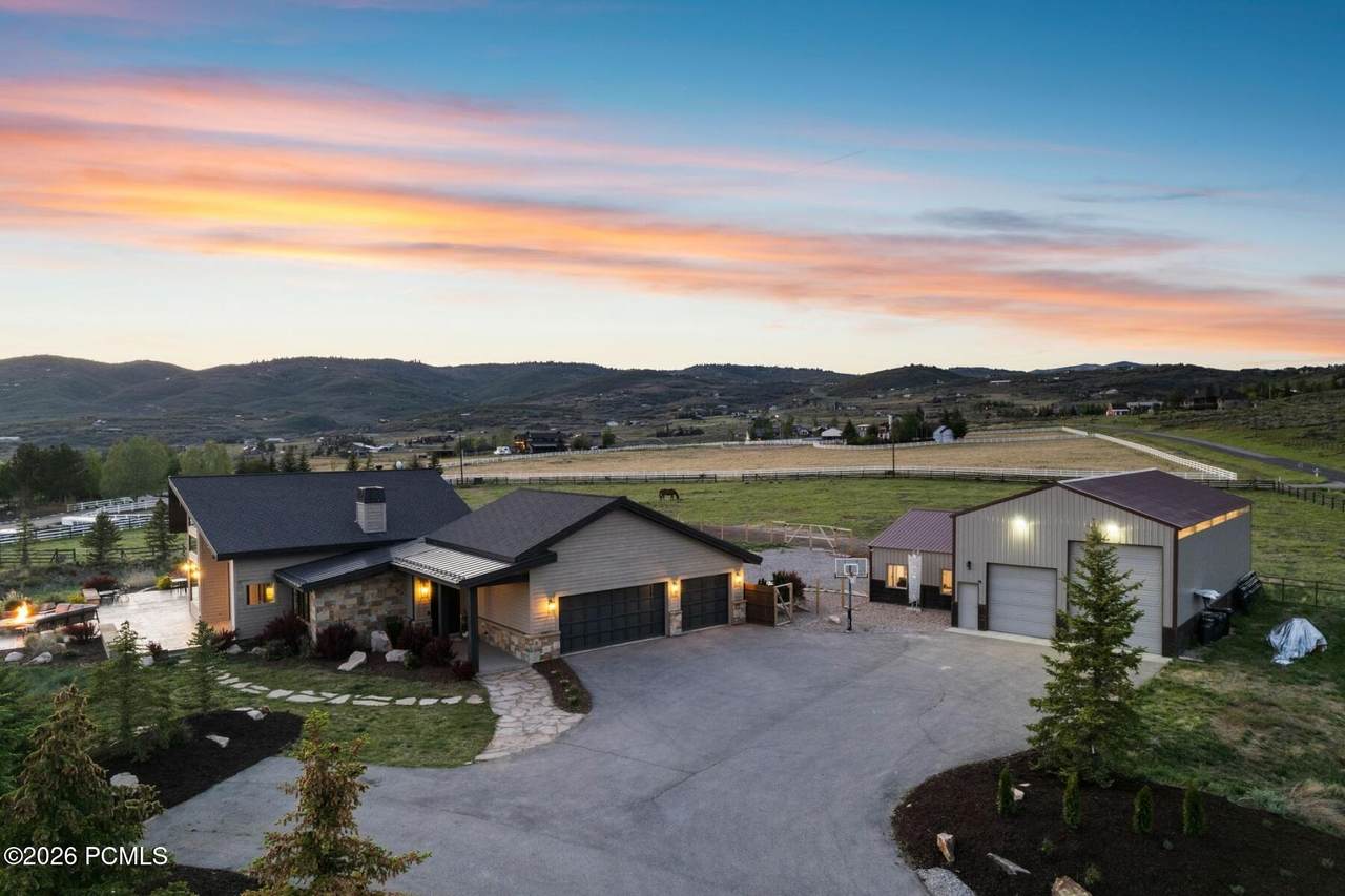 https://bt-photos.global.ssl.fastly.net/parkcity/1280_boomver_1_12602380-2.jpg