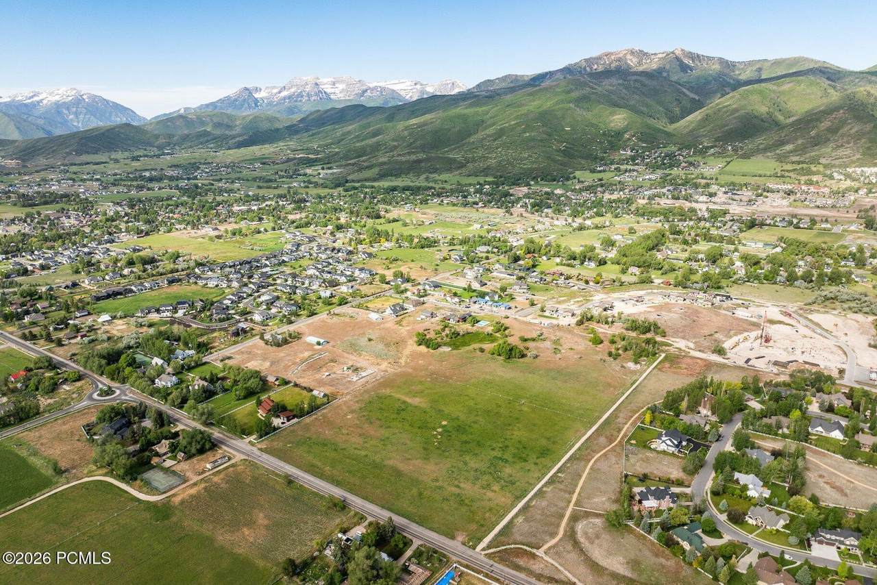 https://bt-photos.global.ssl.fastly.net/parkcity/1280_boomver_1_12602393-2.jpg