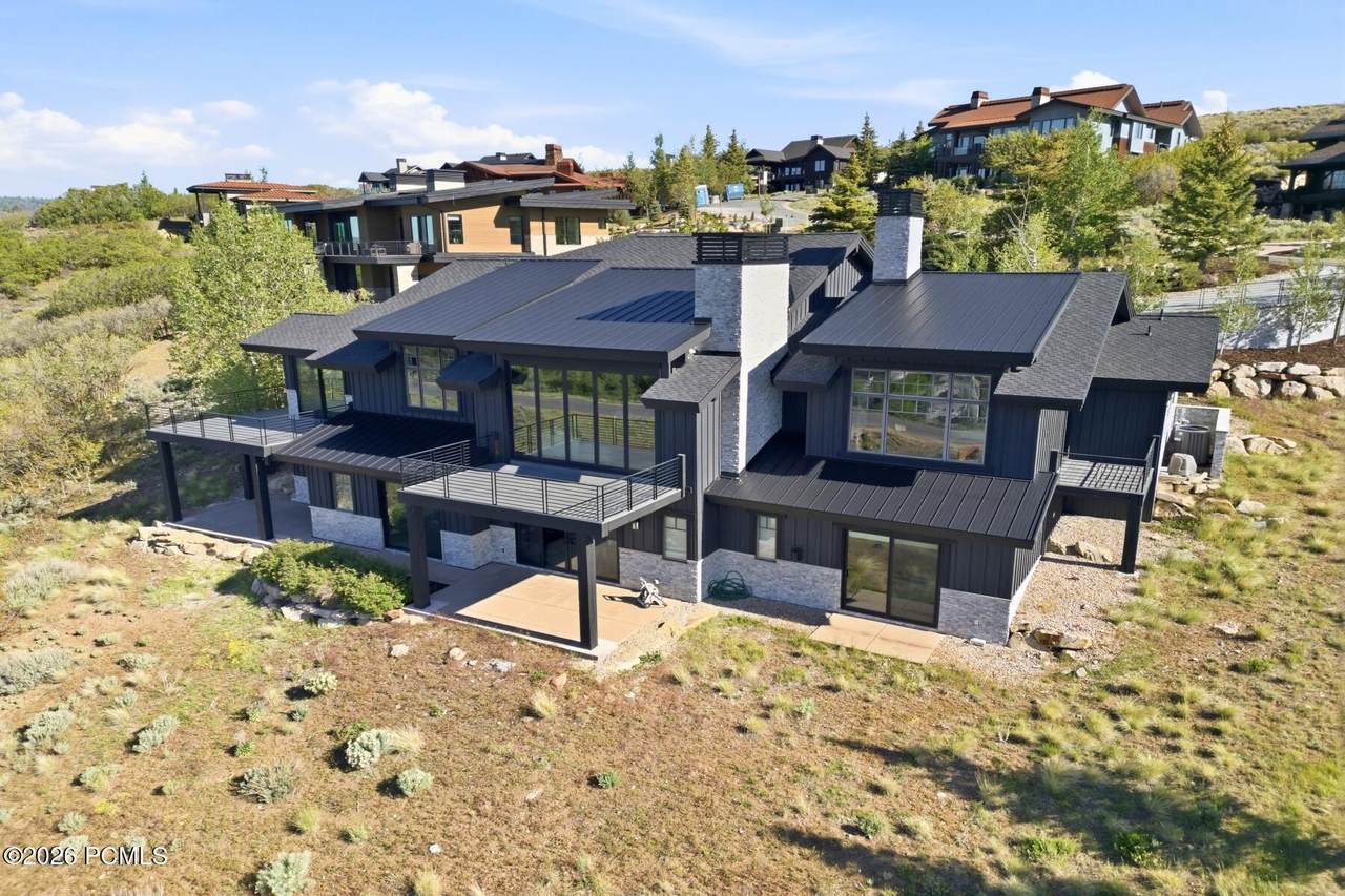 https://bt-photos.global.ssl.fastly.net/parkcity/1280_boomver_1_12602427-2.jpg