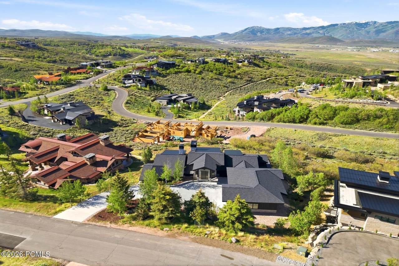 https://bt-photos.global.ssl.fastly.net/parkcity/1280_boomver_1_12602427-2.jpg