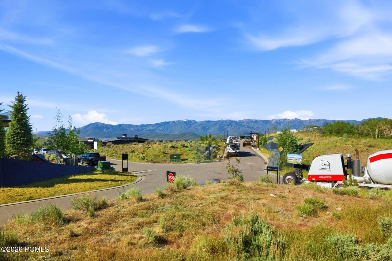 https://bt-photos.global.ssl.fastly.net/parkcity/1280_boomver_1_12602534-2.jpg
