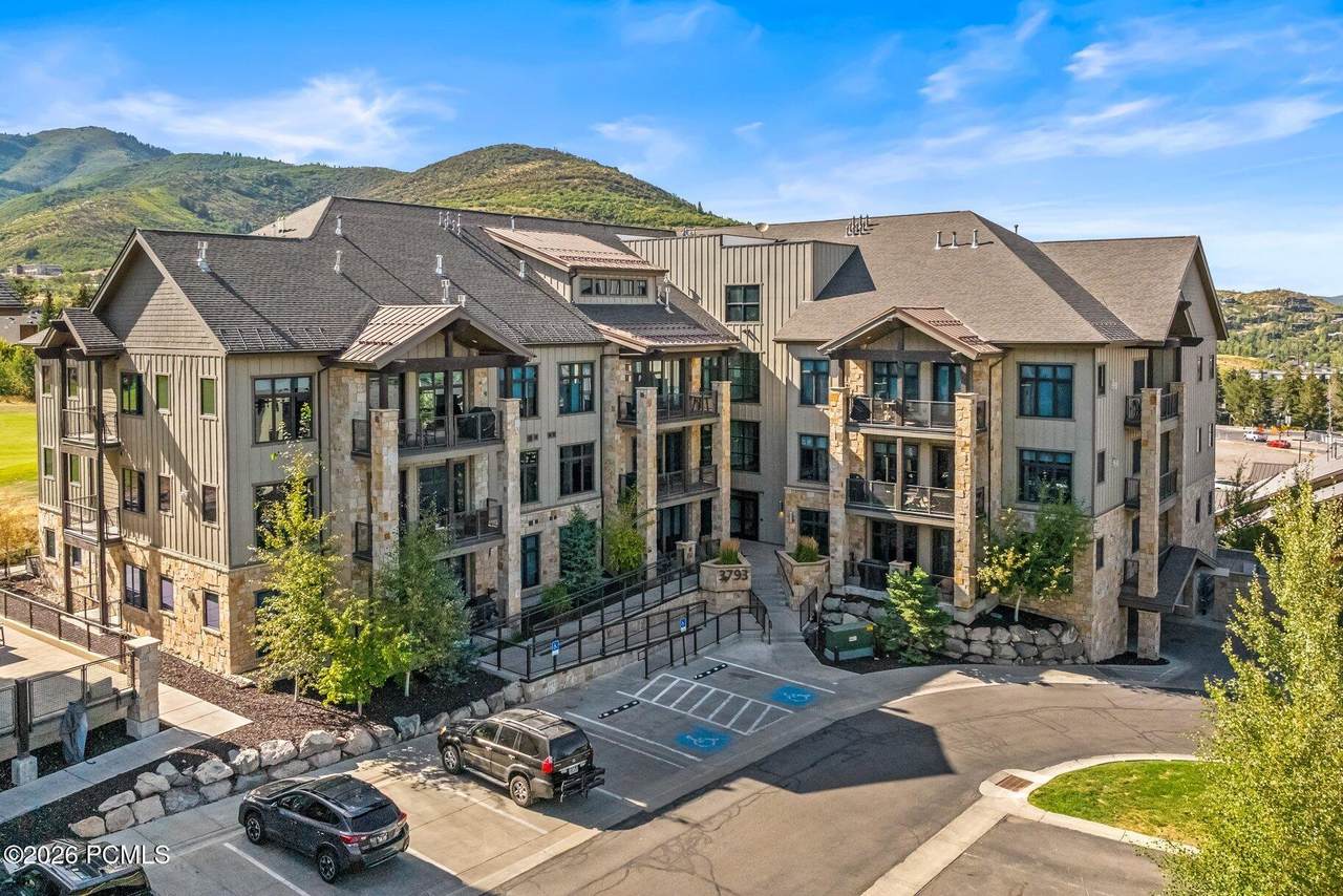 https://bt-photos.global.ssl.fastly.net/parkcity/1280_boomver_1_12602550-2.jpg