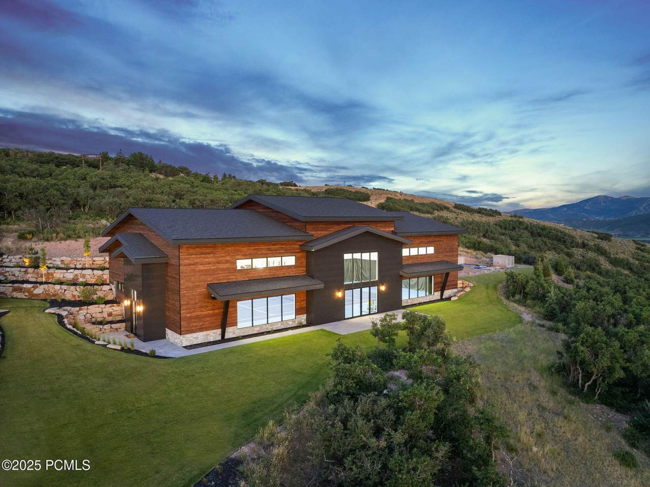 https://bt-photos.global.ssl.fastly.net/parkcity/1280_boomver_1_12602558-2.jpg