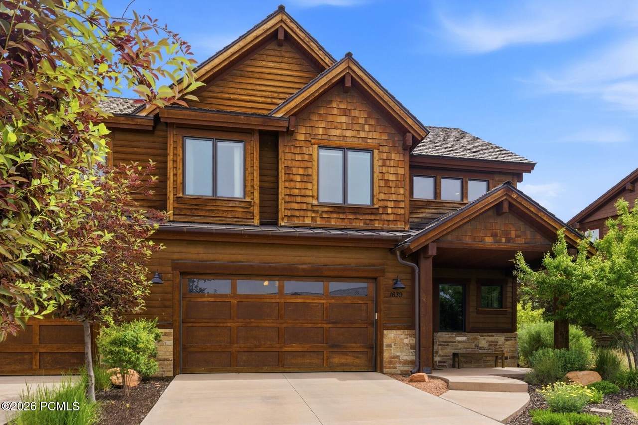 1639 Abajo Peak Circle - Photo 1
