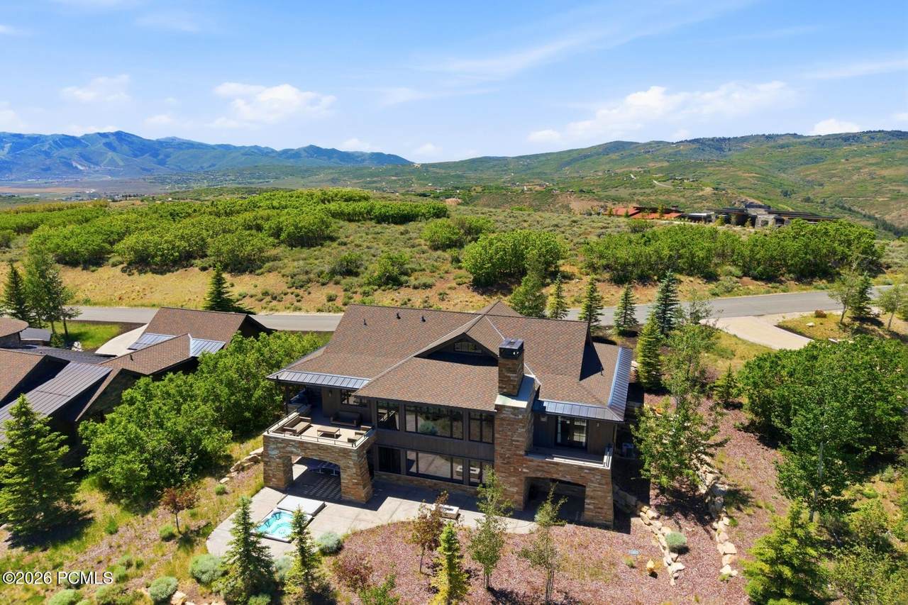 https://bt-photos.global.ssl.fastly.net/parkcity/1280_boomver_1_12602757-2.jpg