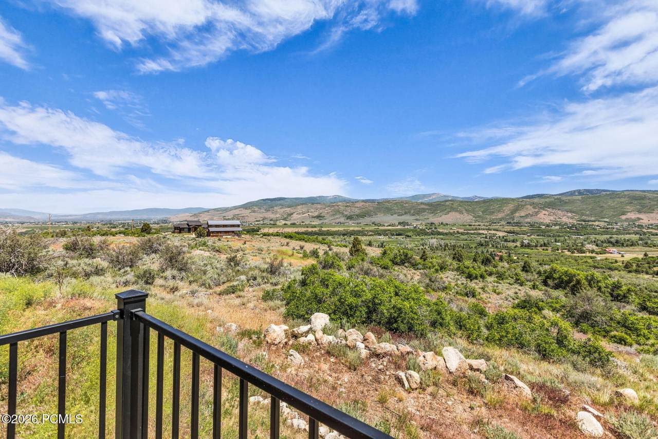 https://bt-photos.global.ssl.fastly.net/parkcity/1280_boomver_1_12602797-2.jpg