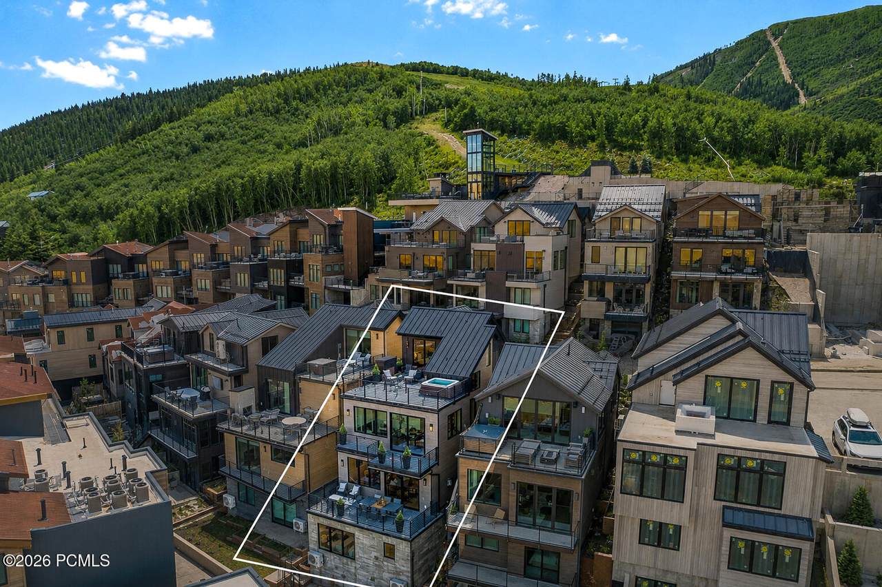 https://bt-photos.global.ssl.fastly.net/parkcity/1280_boomver_1_12602858-2.jpg