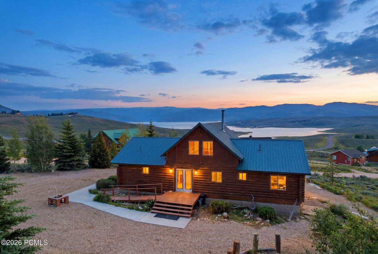 https://bt-photos.global.ssl.fastly.net/parkcity/1280_boomver_1_12602860-2.jpg