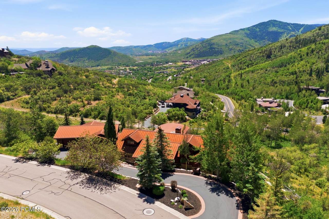 https://bt-photos.global.ssl.fastly.net/parkcity/1280_boomver_1_12602869-2.jpg