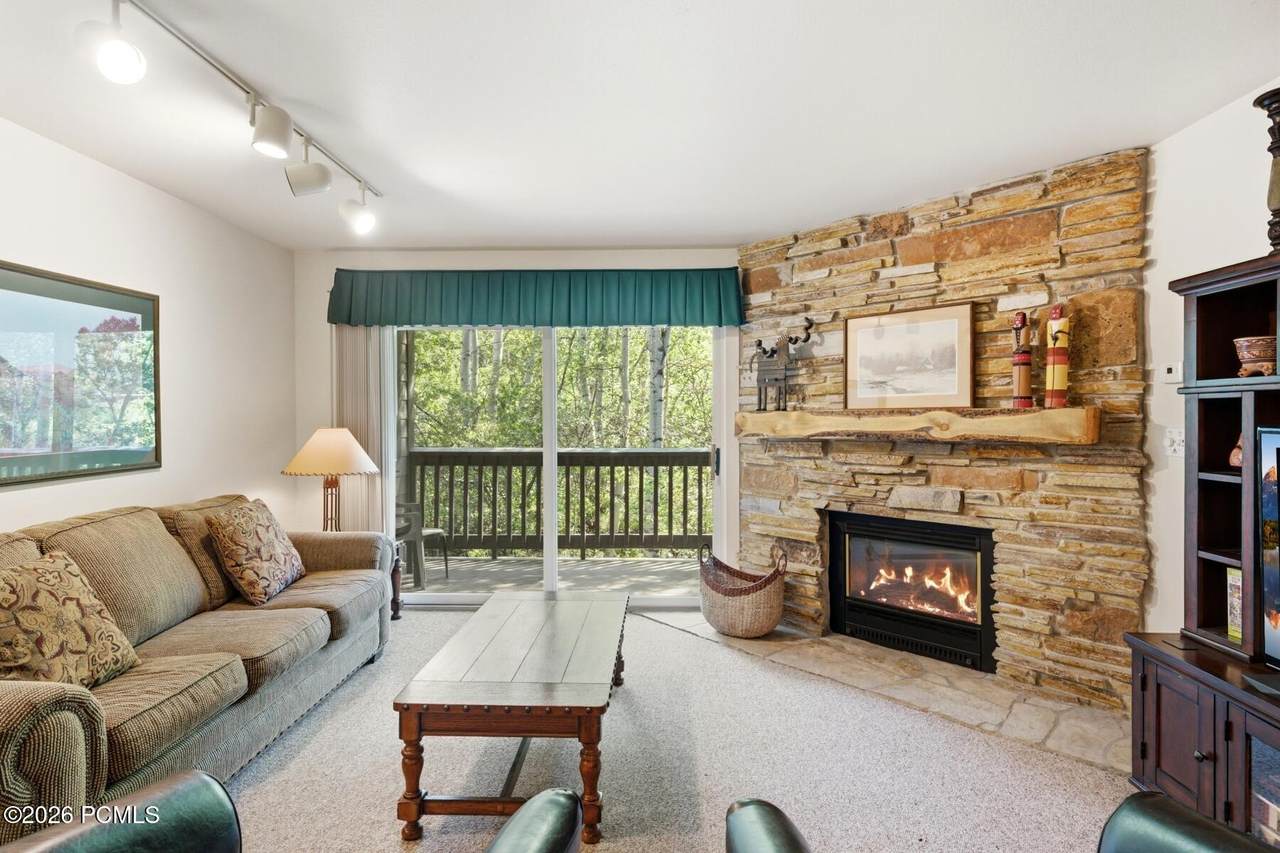 https://bt-photos.global.ssl.fastly.net/parkcity/1280_boomver_1_12602892-2.jpg
