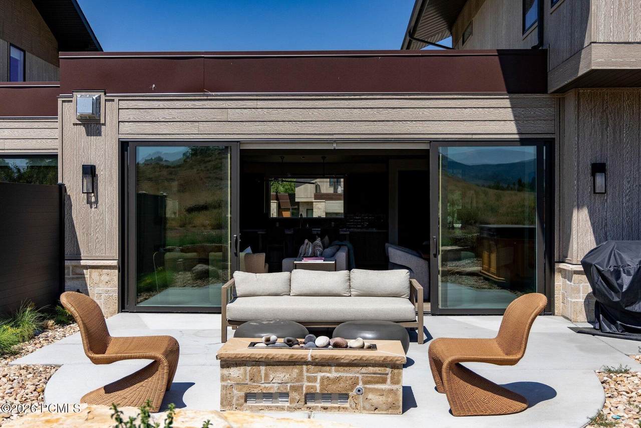 https://bt-photos.global.ssl.fastly.net/parkcity/1280_boomver_1_12602921-2.jpg