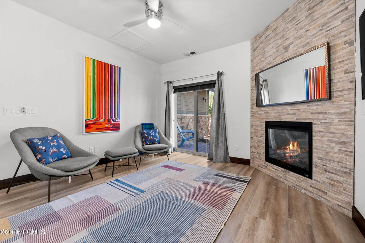 https://bt-photos.global.ssl.fastly.net/parkcity/1280_boomver_1_12602935-2.jpg