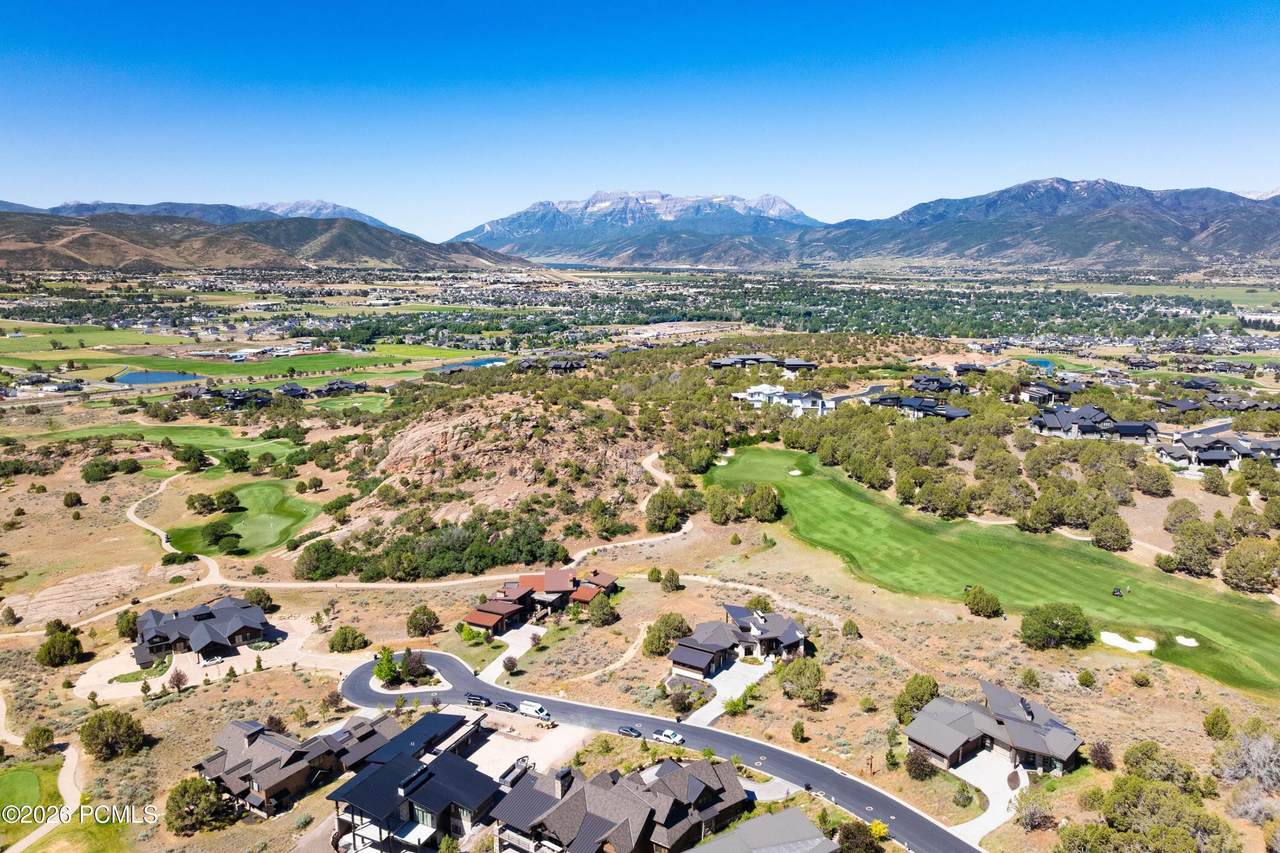 https://bt-photos.global.ssl.fastly.net/parkcity/1280_boomver_1_12602976-2.jpg