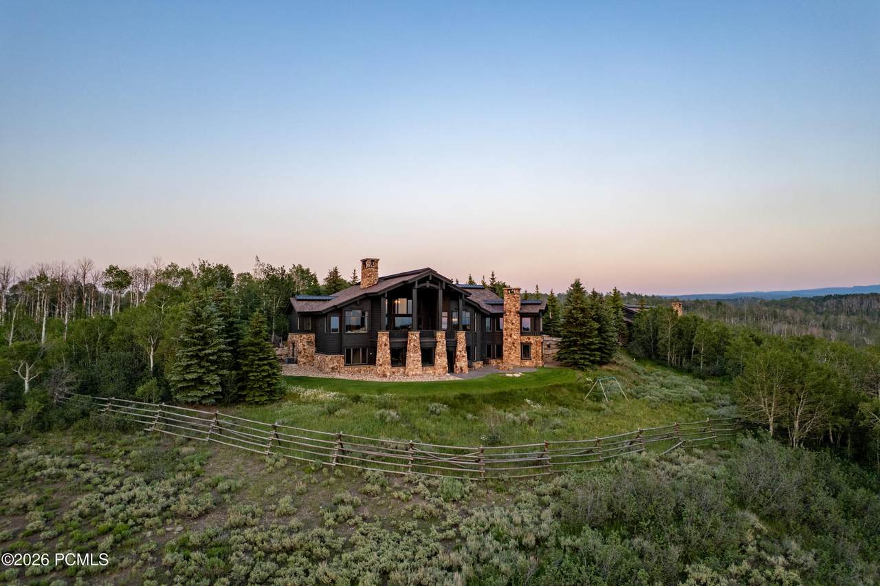 9156 Forest Creek Road - Photo 1