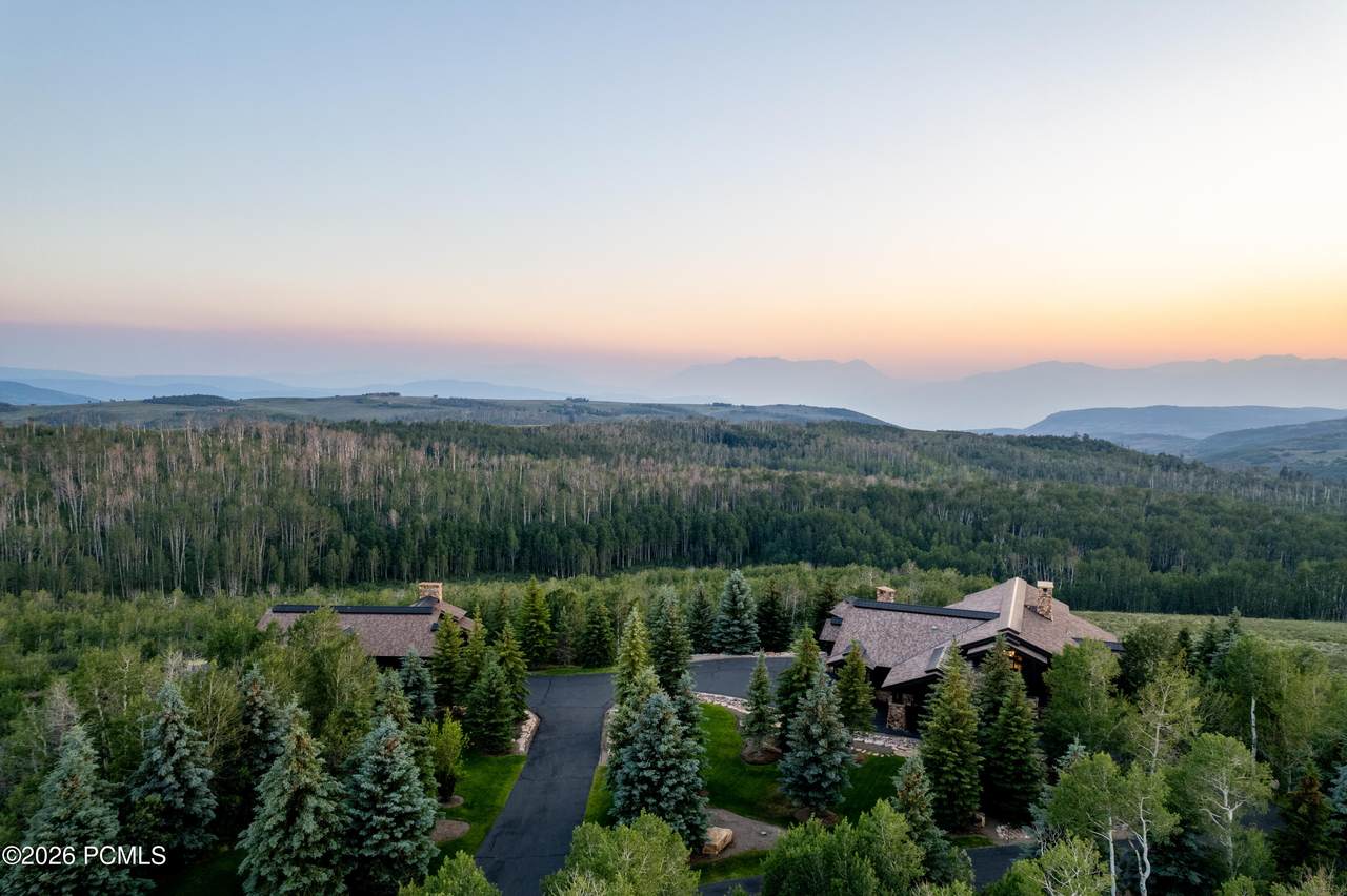 https://bt-photos.global.ssl.fastly.net/parkcity/1280_boomver_1_12602992-2.jpg