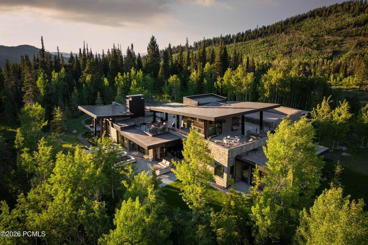 https://bt-photos.global.ssl.fastly.net/parkcity/1280_boomver_1_12602999-2.jpg