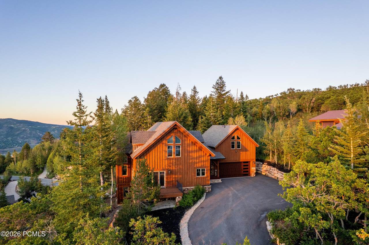 https://bt-photos.global.ssl.fastly.net/parkcity/1280_boomver_1_12603014-2.jpg