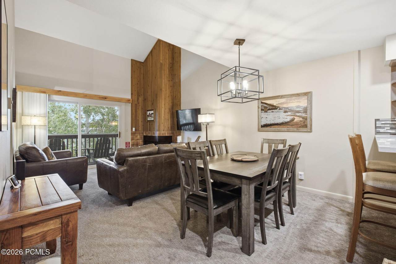 405 Silver King Drive - Photo 1