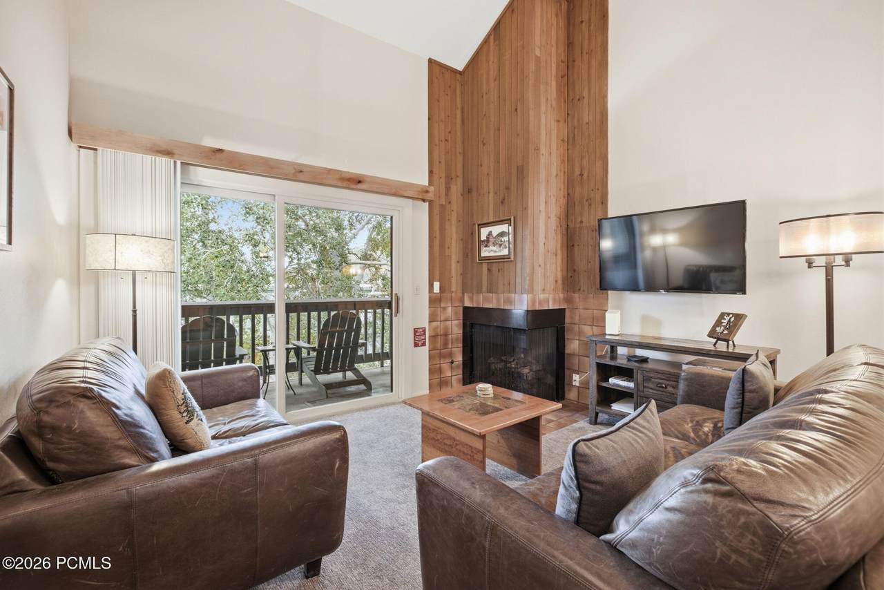 https://bt-photos.global.ssl.fastly.net/parkcity/1280_boomver_1_12603073-2.jpg
