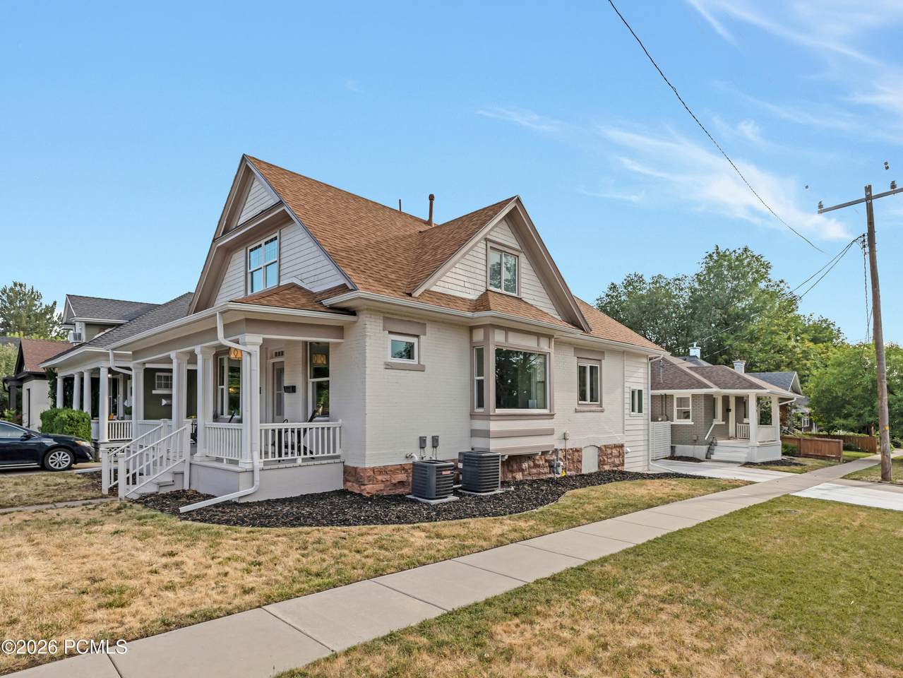 1046 Lincoln Street - Photo 1
