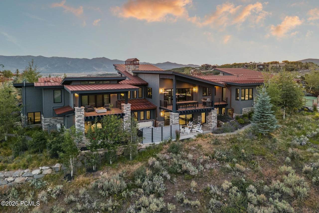 https://bt-photos.global.ssl.fastly.net/parkcity/1280_boomver_1_12603101-2.jpg