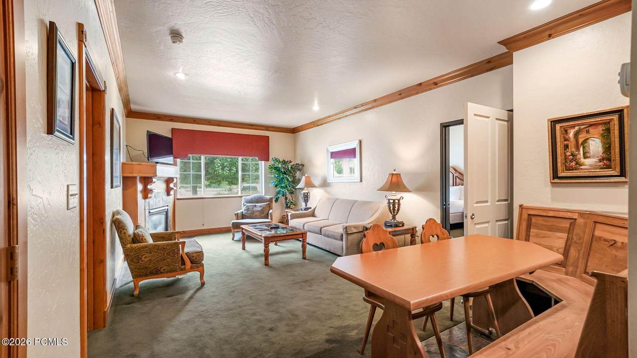https://bt-photos.global.ssl.fastly.net/parkcity/1280_boomver_1_12603107-2.jpg