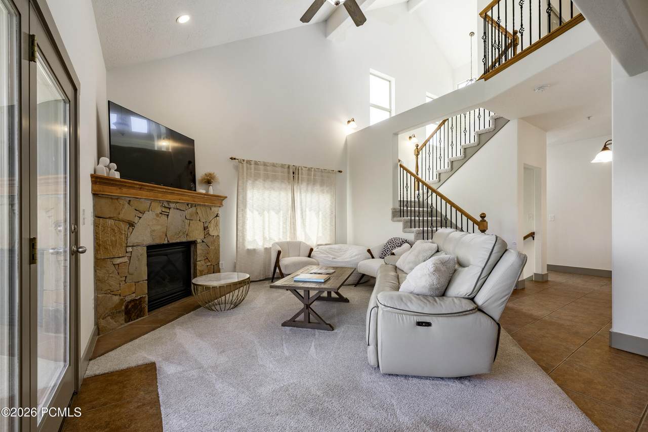 https://bt-photos.global.ssl.fastly.net/parkcity/1280_boomver_1_12603111-2.jpg