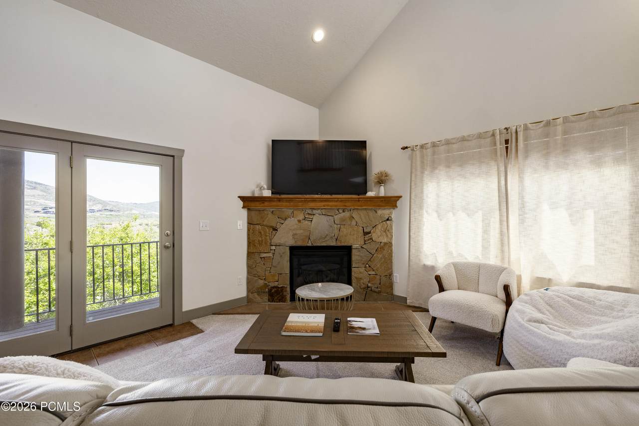 https://bt-photos.global.ssl.fastly.net/parkcity/1280_boomver_1_12603111-2.jpg