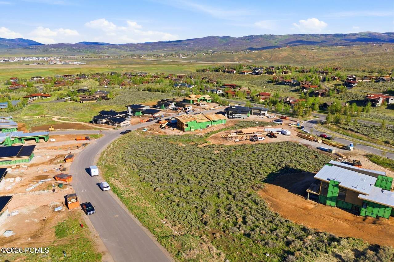 https://bt-photos.global.ssl.fastly.net/parkcity/1280_boomver_1_12603133-2.jpg