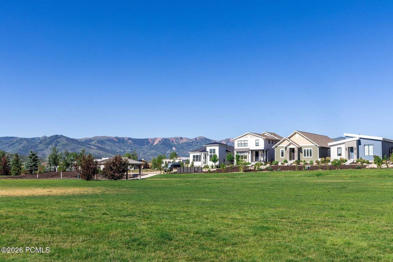 https://bt-photos.global.ssl.fastly.net/parkcity/1280_boomver_1_12603166-2.jpg