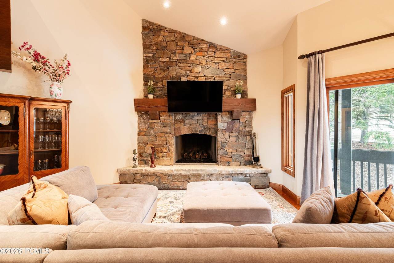 https://bt-photos.global.ssl.fastly.net/parkcity/1280_boomver_1_12603178-2.jpg