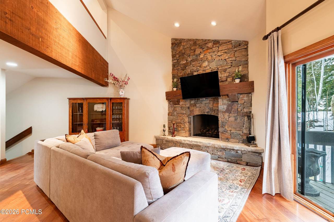 https://bt-photos.global.ssl.fastly.net/parkcity/1280_boomver_1_12603178-2.jpg