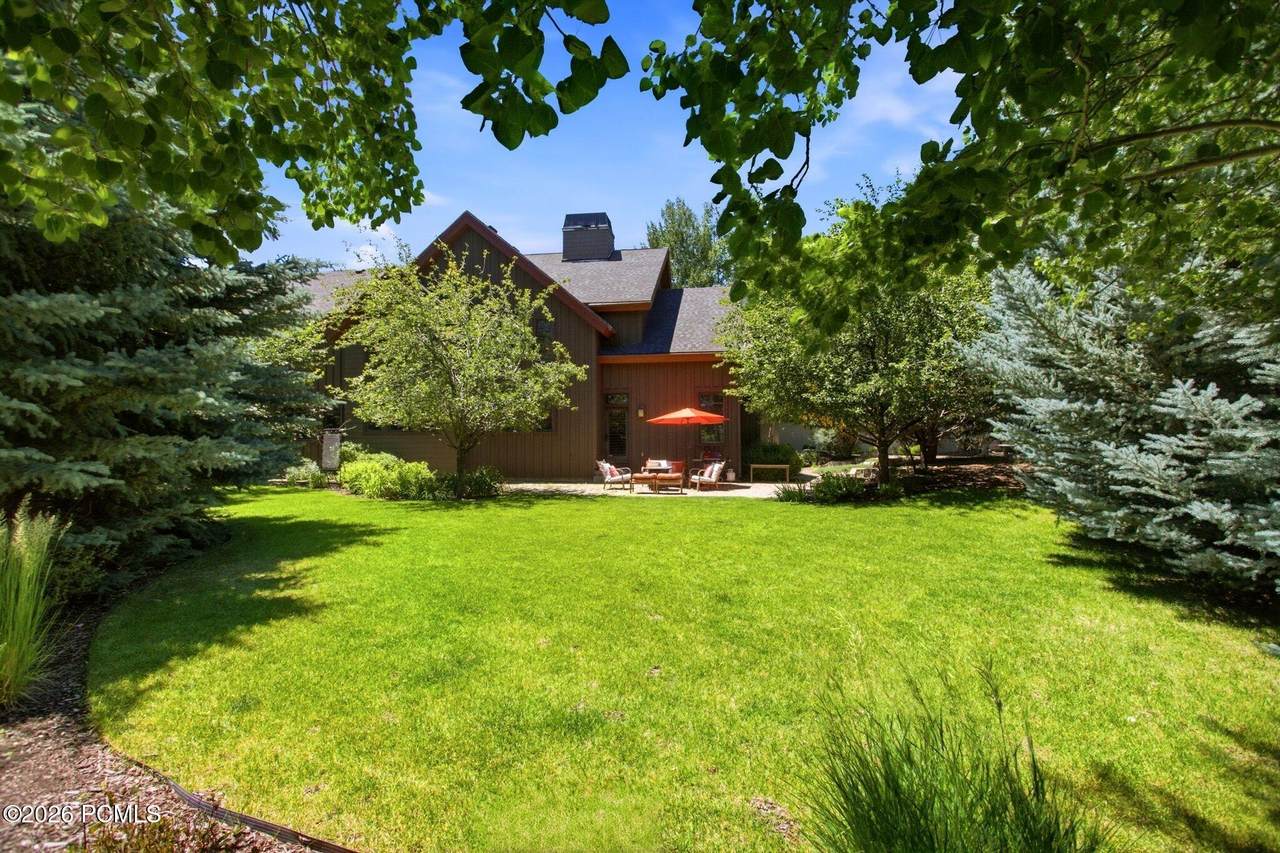 https://bt-photos.global.ssl.fastly.net/parkcity/1280_boomver_1_12603191-2.jpg