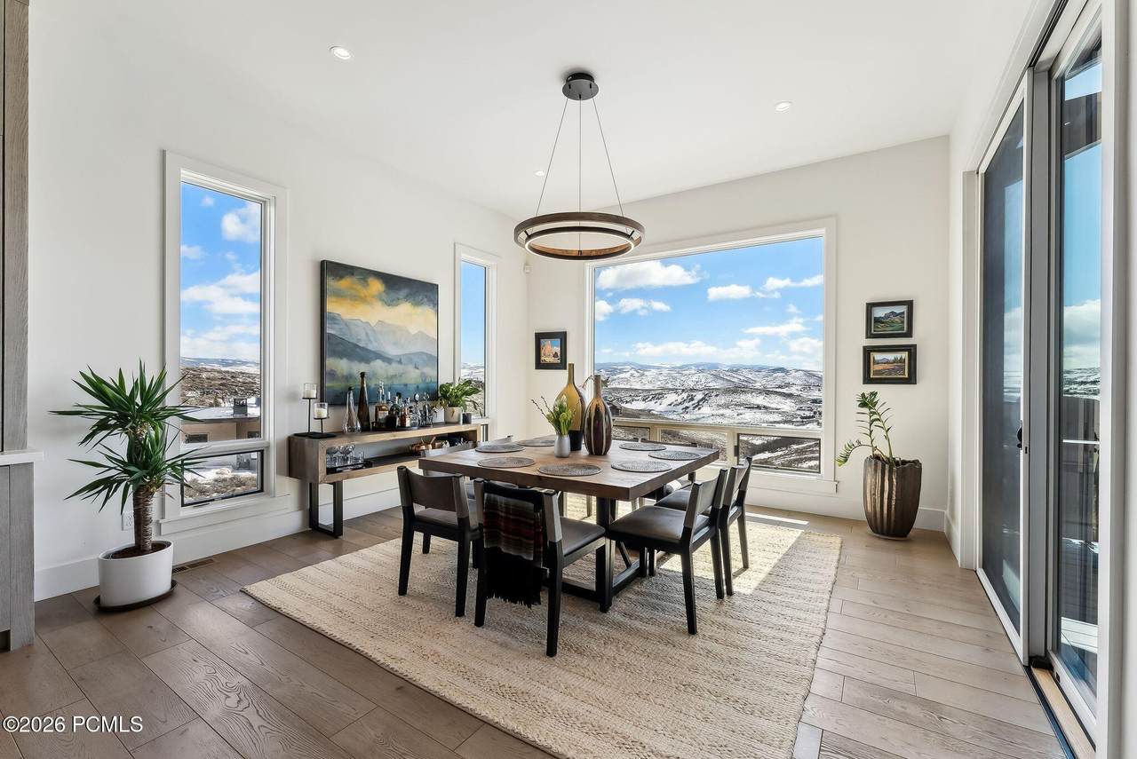 https://bt-photos.global.ssl.fastly.net/parkcity/1280_boomver_1_12603201-2.jpg