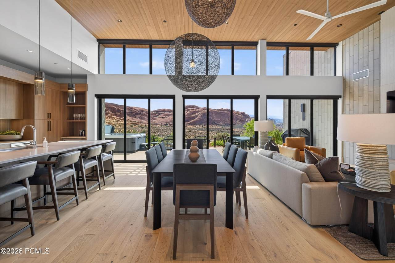 https://bt-photos.global.ssl.fastly.net/parkcity/1280_boomver_1_12603228-2.jpg