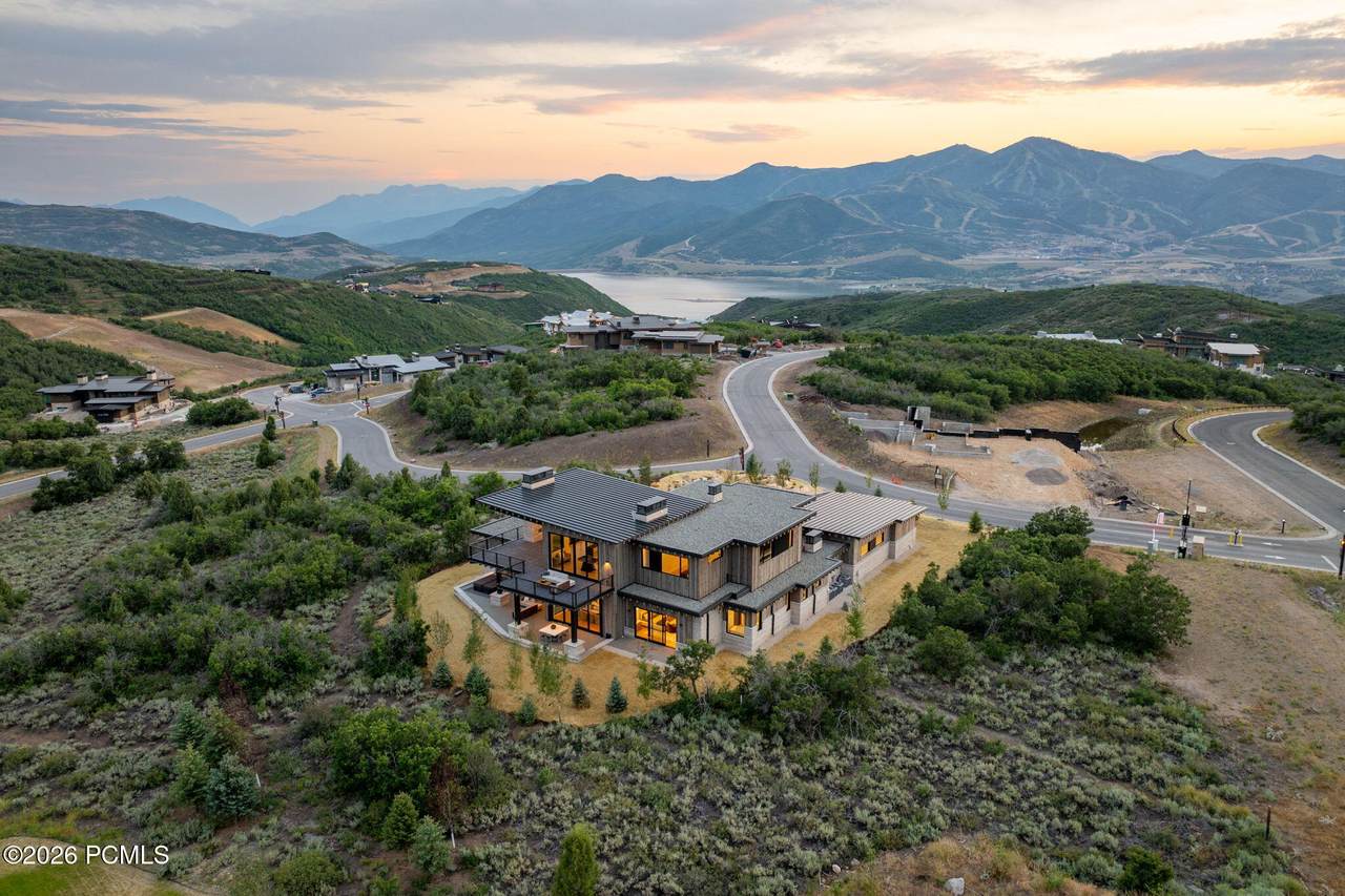https://bt-photos.global.ssl.fastly.net/parkcity/1280_boomver_2_12603258-2.jpg