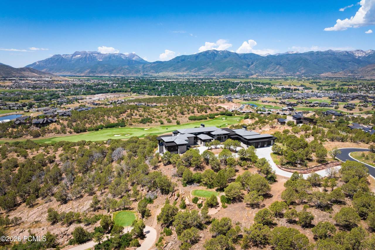 https://bt-photos.global.ssl.fastly.net/parkcity/1280_boomver_2_12603262-2.jpg
