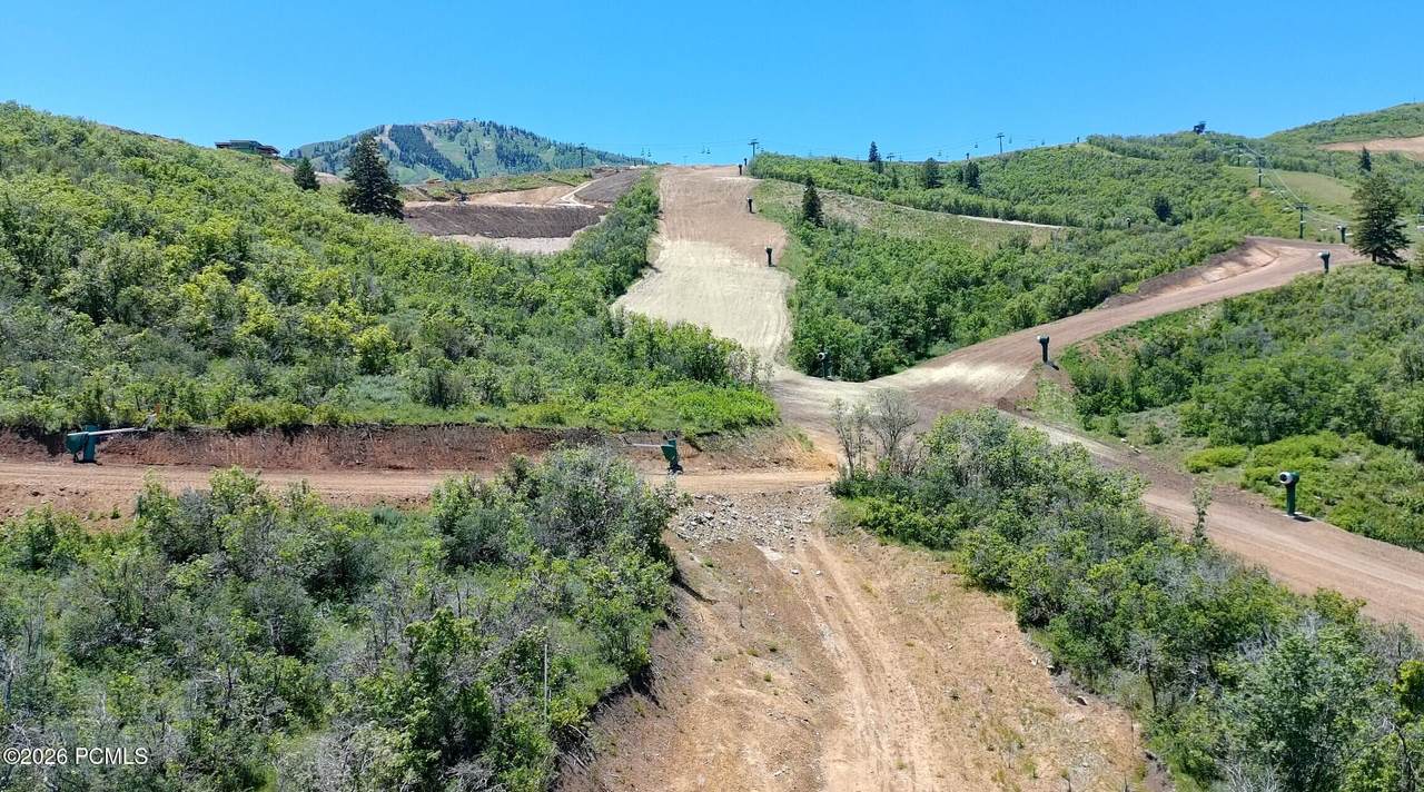 https://bt-photos.global.ssl.fastly.net/parkcity/1280_boomver_1_12603272-2.jpg