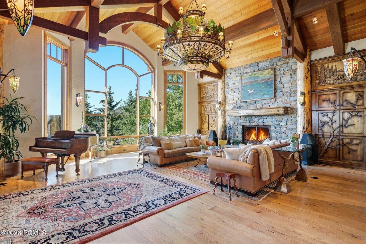 https://bt-photos.global.ssl.fastly.net/parkcity/1280_boomver_1_12603282-2.jpg